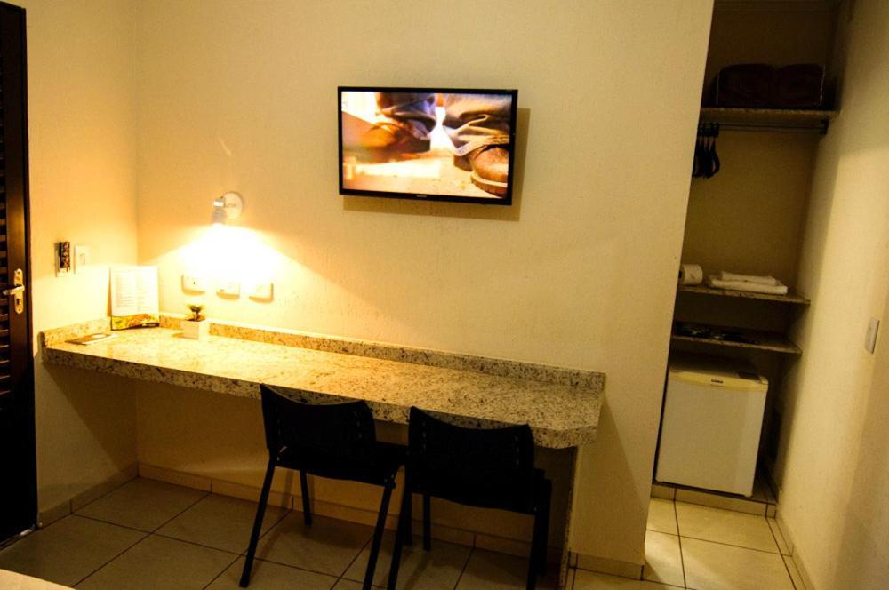 Mediterraneo Park Hotel Três Lagoas Екстериор снимка